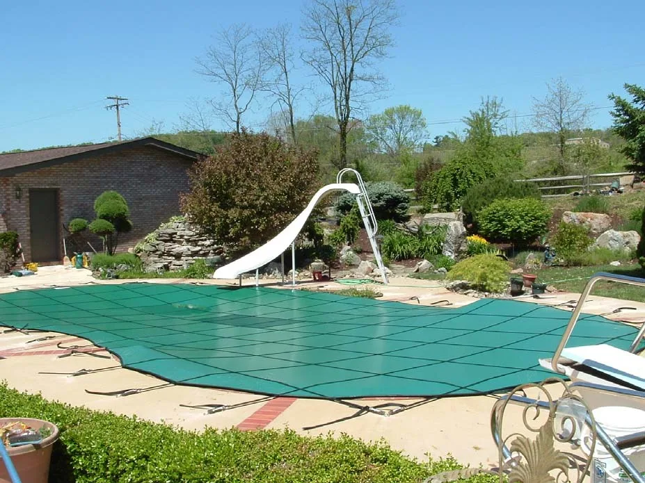 Rayner Green Solid with Drain Pool Cover