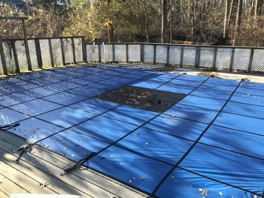 Yard Guard Blue Vinyl Solid With Drains Pool Cover